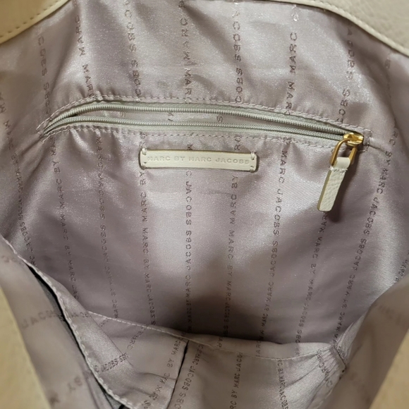 MARC BY MARC JACOBS Purse - Picture 8 of 11